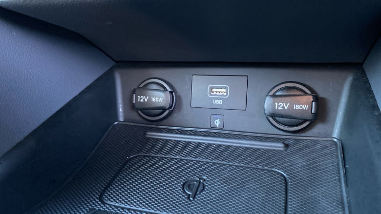 Hyundai IONIQ 1.6 GDi Hybrid Premium SE 5dr DCT Hybrid Hatchback